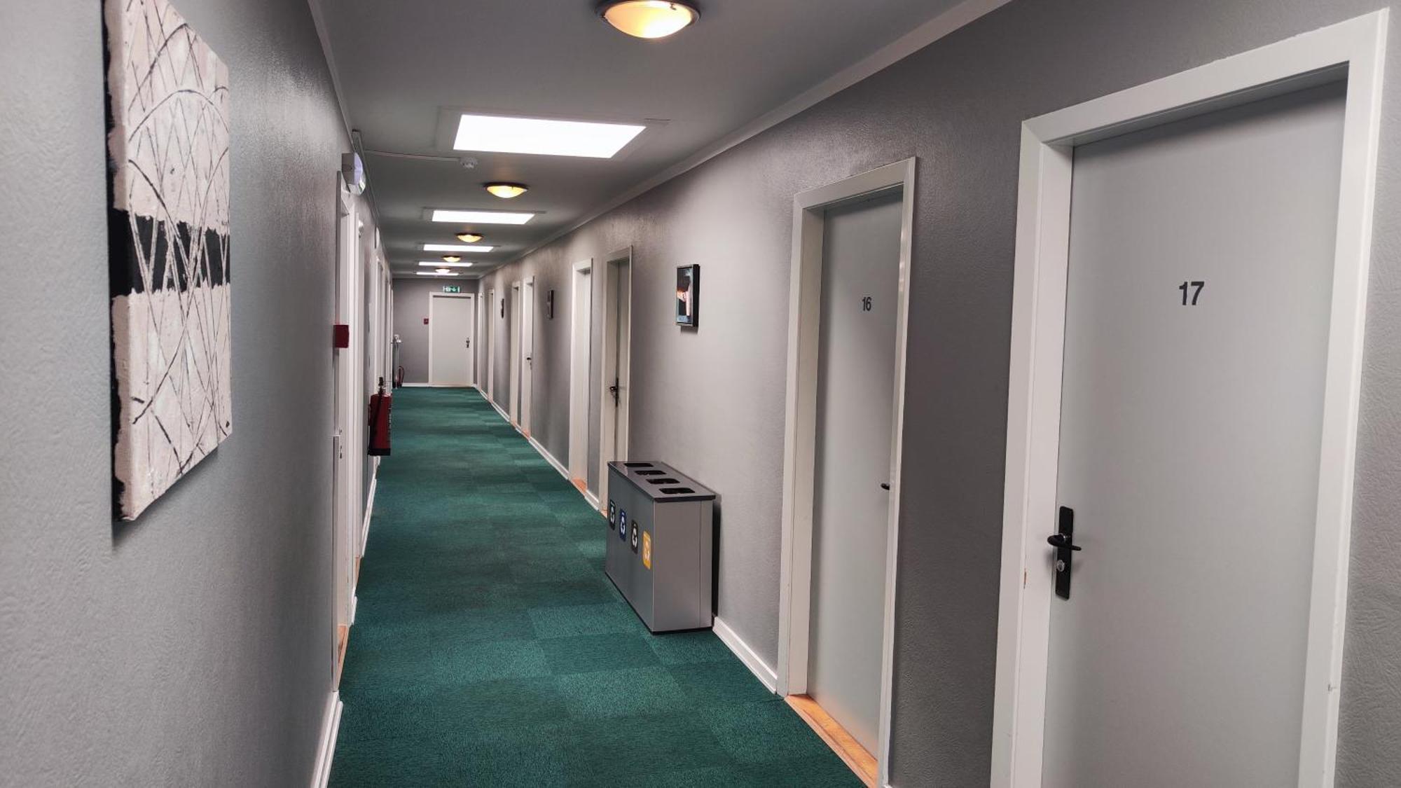 Banegaardshotellet Vojens Exteriör bild